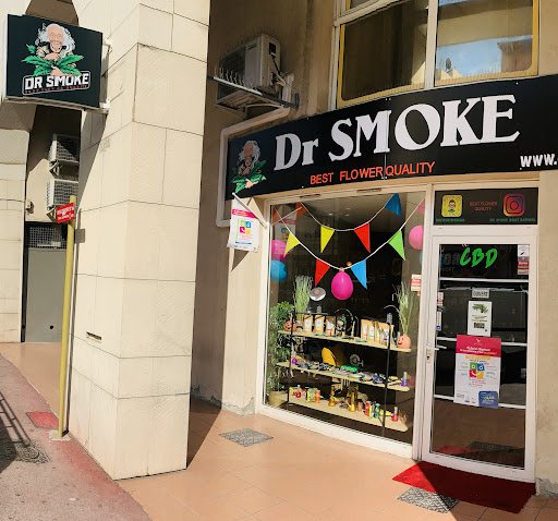 Cbd Dr Smoke Fréjus à Saint-Raphaël - France