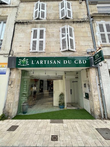 Cbd - L'Artisan Du Cbd à La Rochelle - France